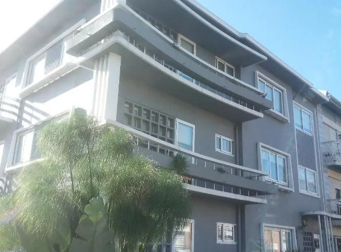 בית אירוח Buddies Family